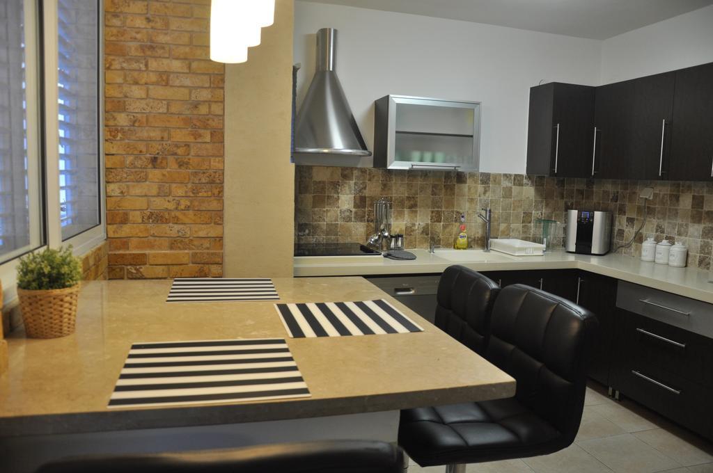 Isra Home Apartment Ben Gurion141 Bat Jám Kültér fotó
